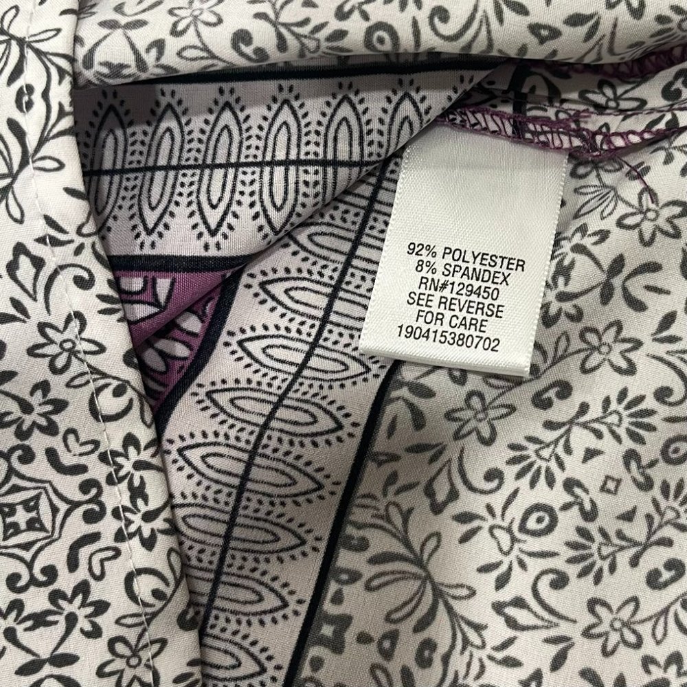 Dana Buchman Women's Purple Print Trumpet Sleeve V-Neck Blouse, Size L‎ - Picture 6 of 6